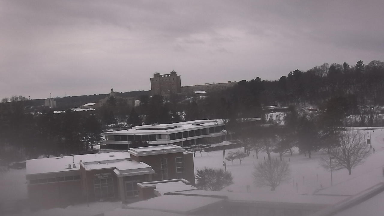 Thumbnail for current weather camera view from Kellogg Community College in Battle Creek, Michigan