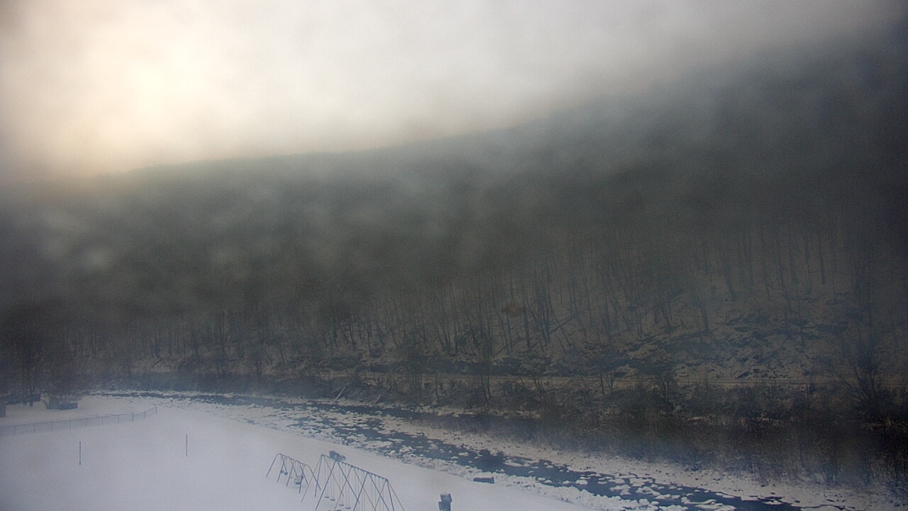 Thumbnail for current weather camera view from Garrett County EMA - Kitzmiller Head Start in Kitzmiller, Maryland