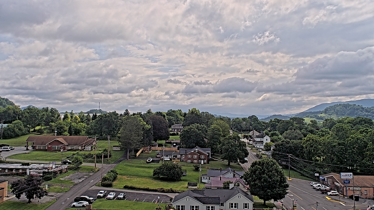 Thumbnail for current weather camera view from Russell County Courthouse in Lebanon, Virginia