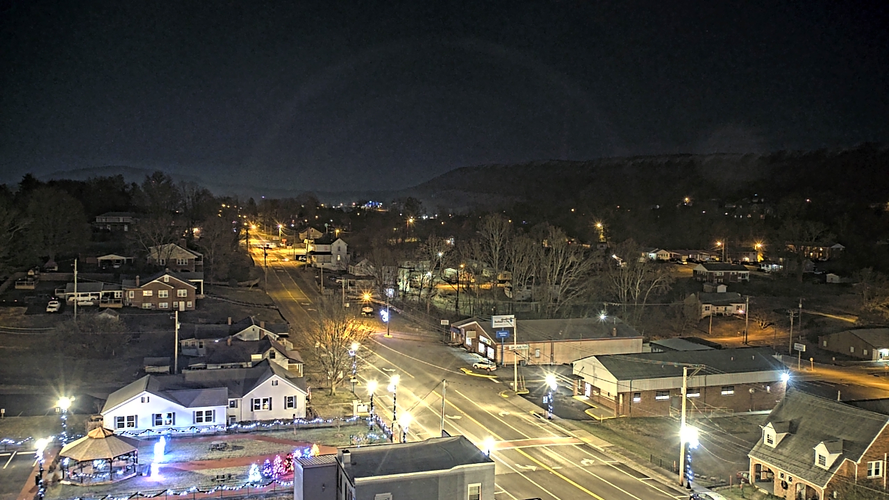 Thumbnail for current weather camera view from Russell County Courthouse in Lebanon, Virginia