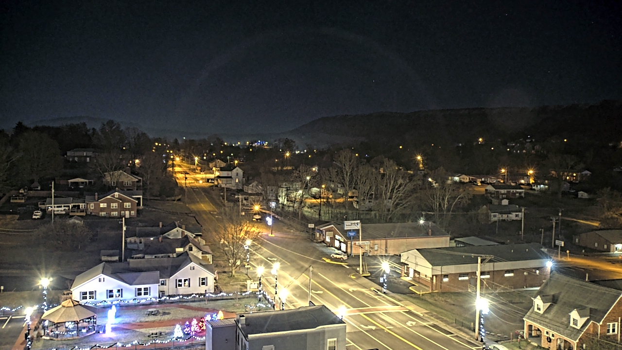 Thumbnail for current weather camera view from Russell County Courthouse in Lebanon, Virginia