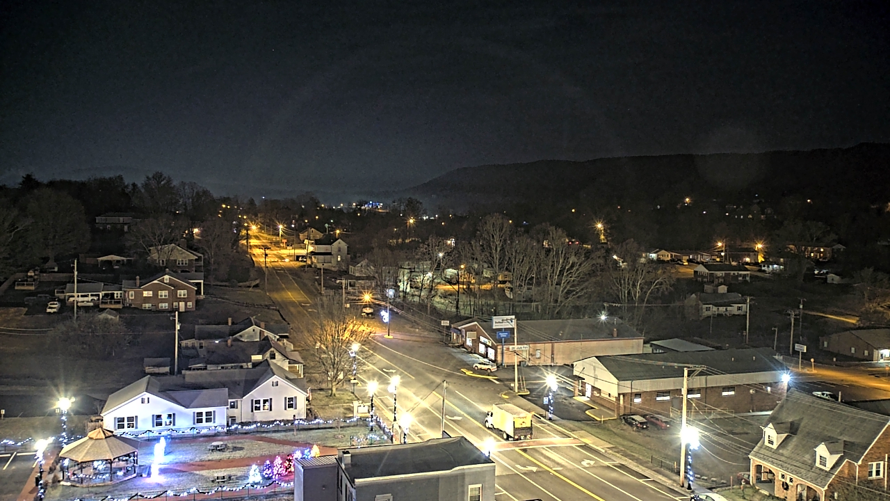 Thumbnail for current weather camera view from Russell County Courthouse in Lebanon, Virginia