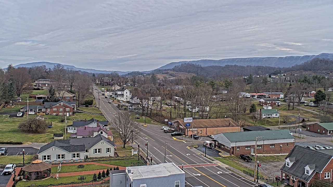 Thumbnail for current weather camera view from Russell County Courthouse in Lebanon, Virginia
