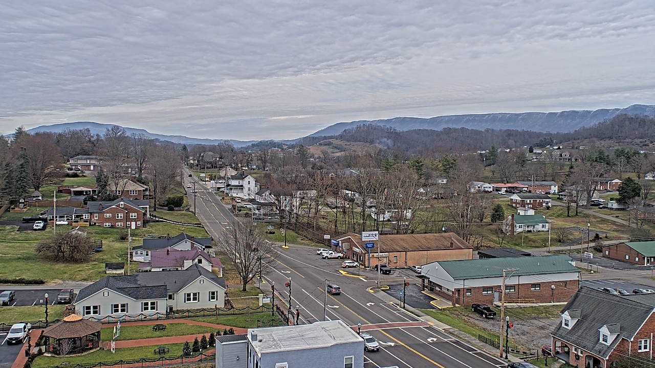 Thumbnail for current weather camera view from Russell County Courthouse in Lebanon, Virginia