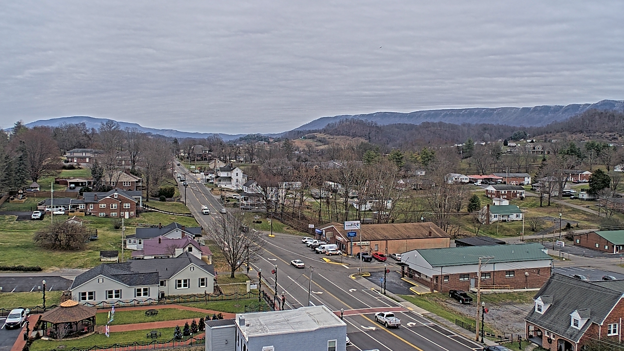 Thumbnail for current weather camera view from Russell County Courthouse in Lebanon, Virginia