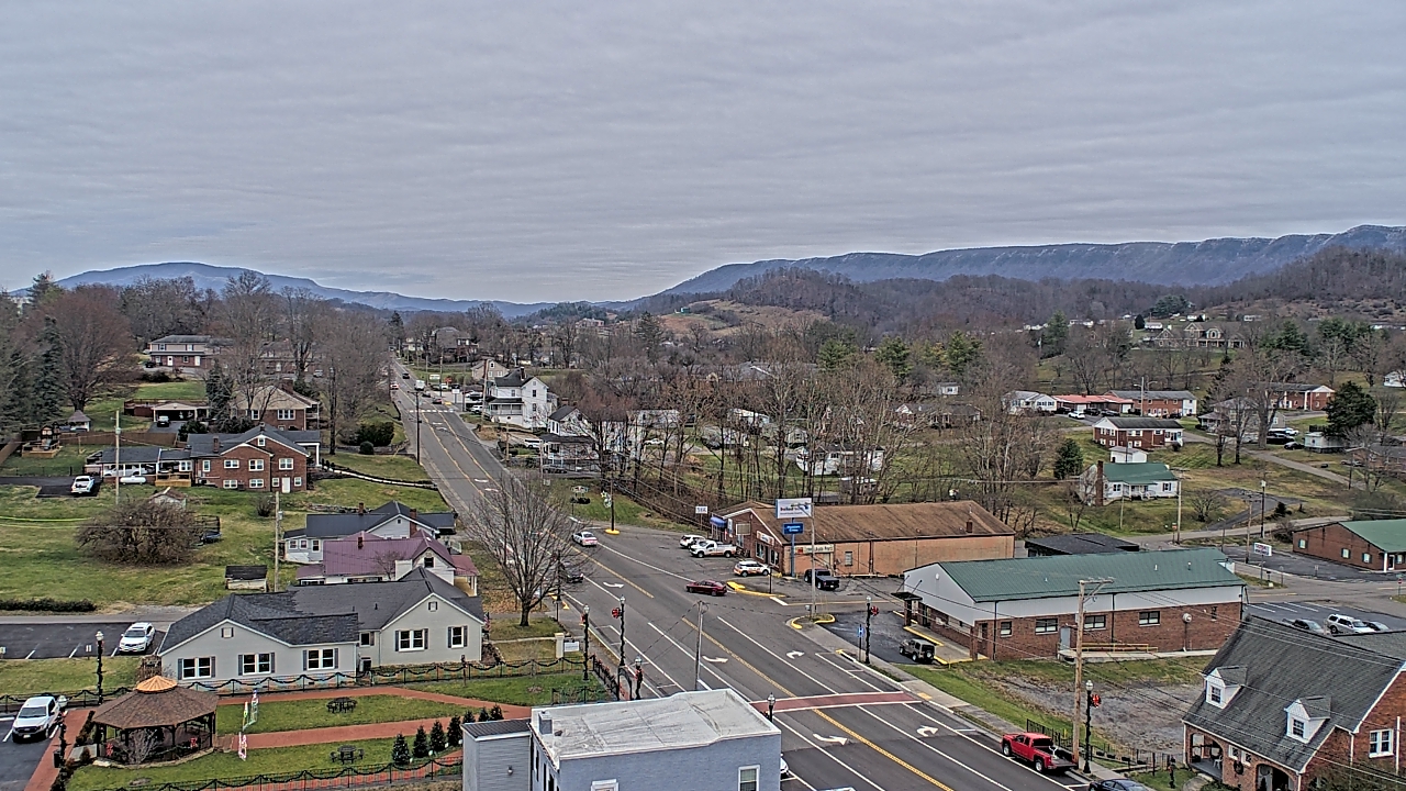 Thumbnail for current weather camera view from Russell County Courthouse in Lebanon, Virginia