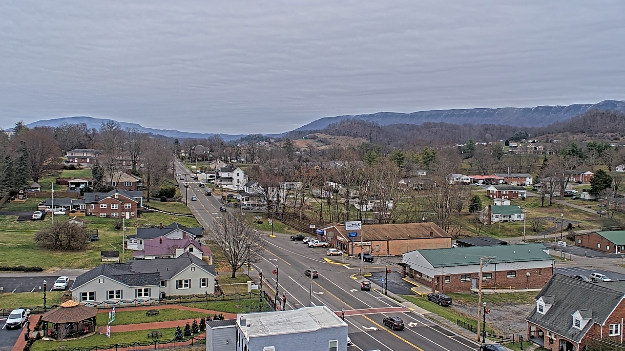 Thumbnail for current weather camera view from Russell County Courthouse in Lebanon, Virginia