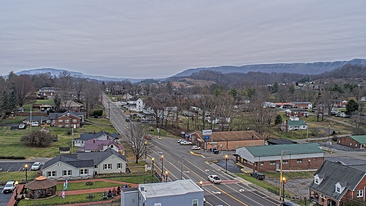 Thumbnail for current weather camera view from Russell County Courthouse in Lebanon, Virginia