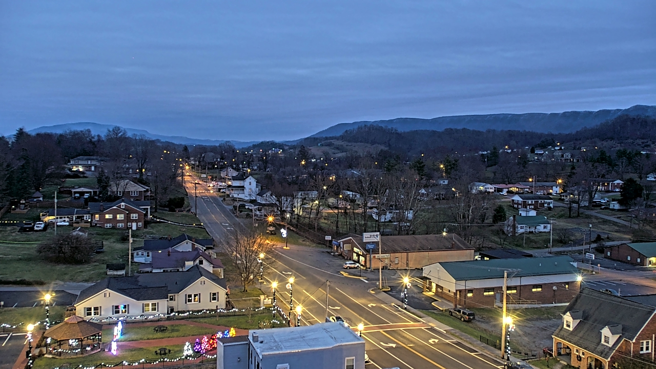 Thumbnail for current weather camera view from Russell County Courthouse in Lebanon, Virginia