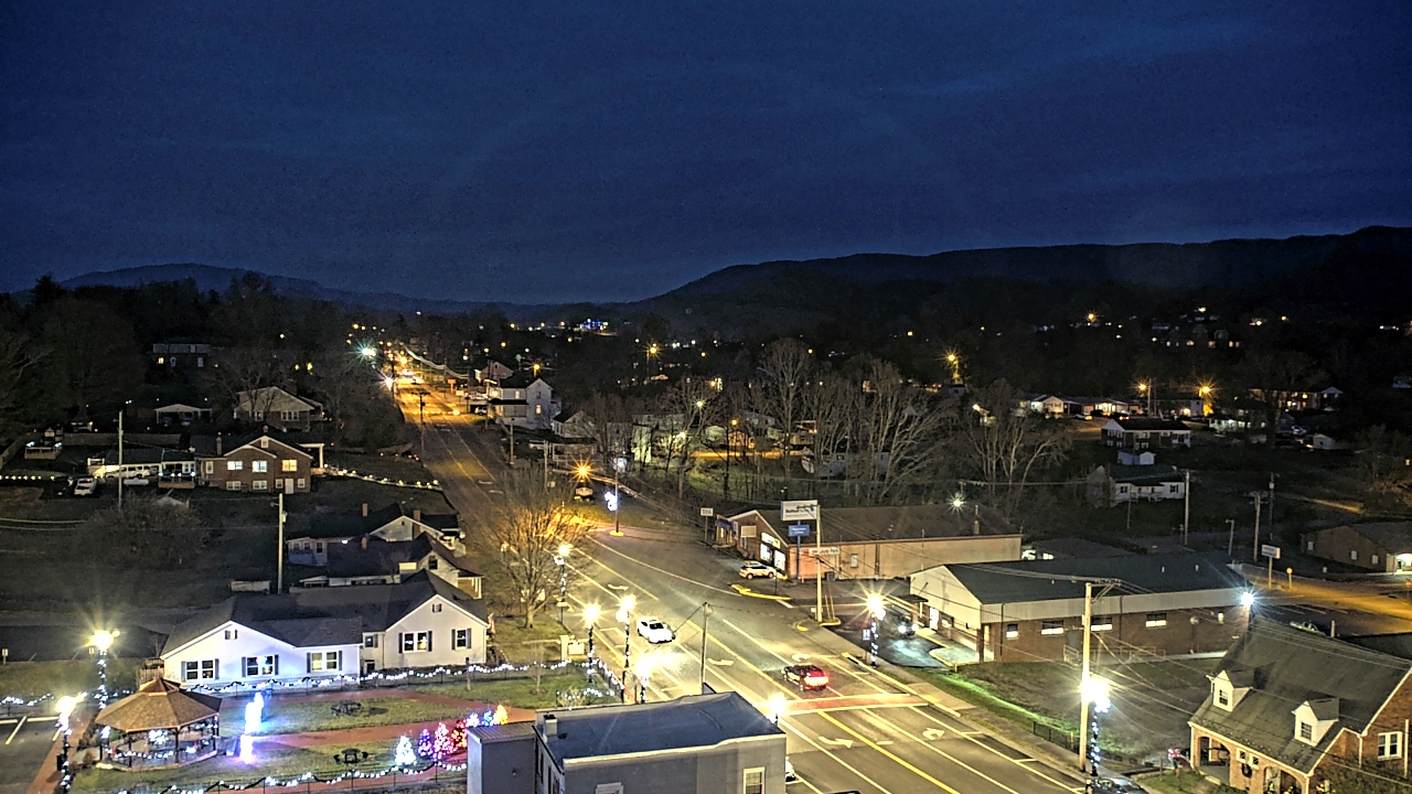 Thumbnail for current weather camera view from Russell County Courthouse in Lebanon, Virginia