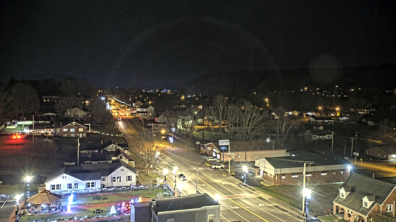 Thumbnail for current weather camera view from Russell County Courthouse in Lebanon, Virginia