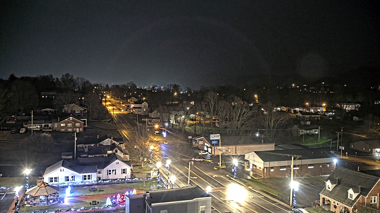 Thumbnail for current weather camera view from Russell County Courthouse in Lebanon, Virginia