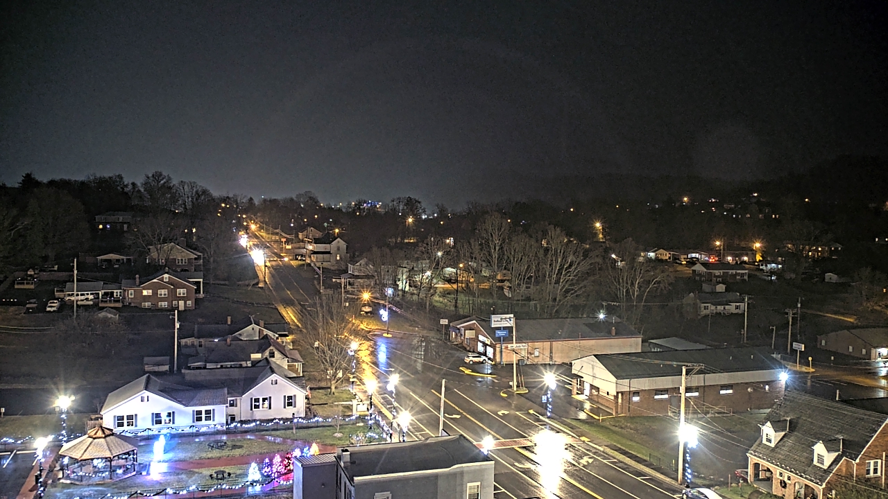 Thumbnail for current weather camera view from Russell County Courthouse in Lebanon, Virginia