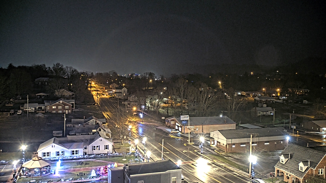 Thumbnail for current weather camera view from Russell County Courthouse in Lebanon, Virginia