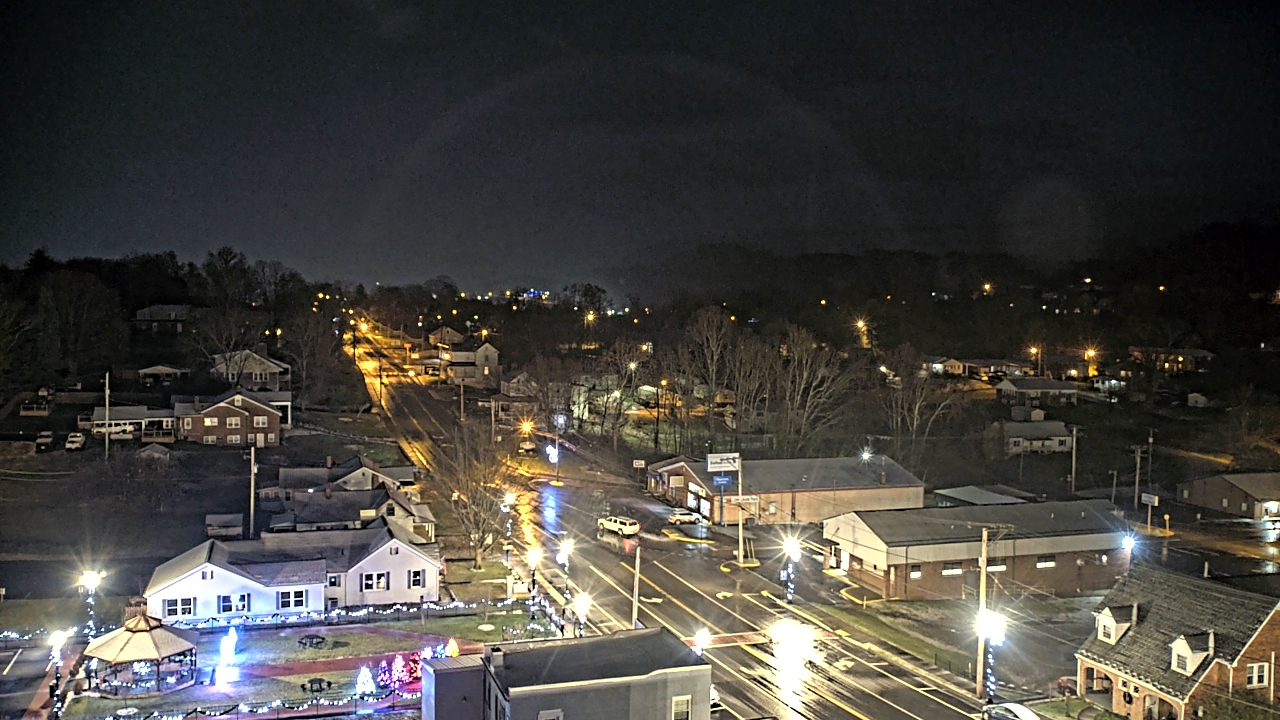 Thumbnail for current weather camera view from Russell County Courthouse in Lebanon, Virginia