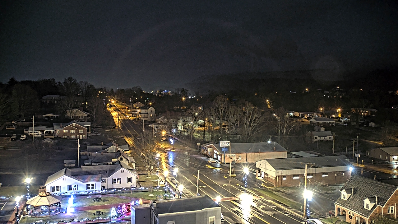 Thumbnail for current weather camera view from Russell County Courthouse in Lebanon, Virginia