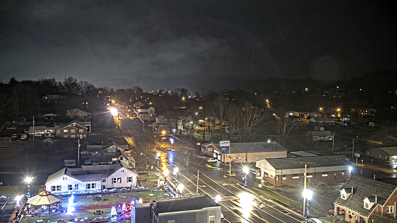 Thumbnail for current weather camera view from Russell County Courthouse in Lebanon, Virginia