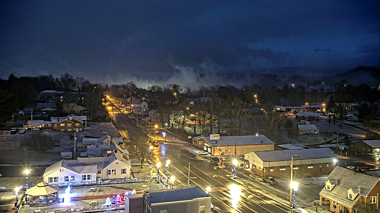 Thumbnail for current weather camera view from Russell County Courthouse in Lebanon, Virginia