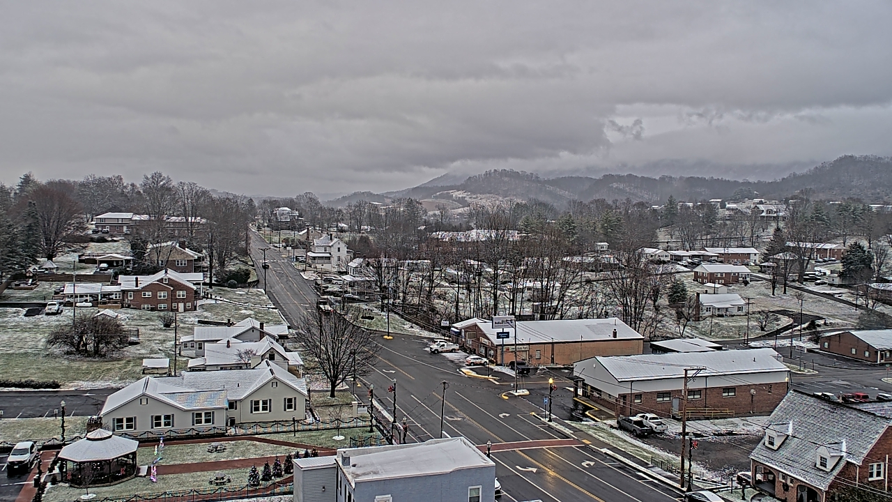 Thumbnail for current weather camera view from Russell County Courthouse in Lebanon, Virginia