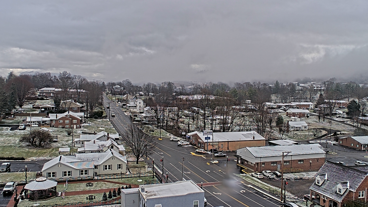 Thumbnail for current weather camera view from Russell County Courthouse in Lebanon, Virginia