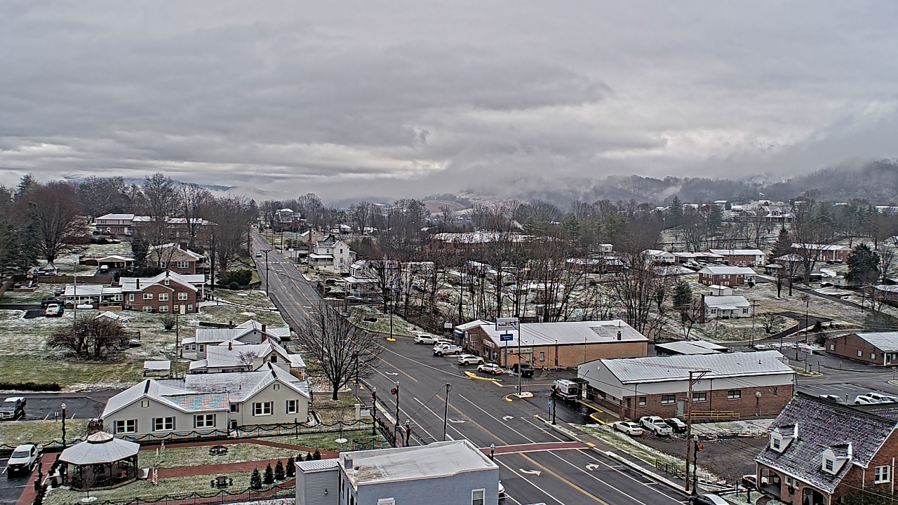 Thumbnail for current weather camera view from Russell County Courthouse in Lebanon, Virginia