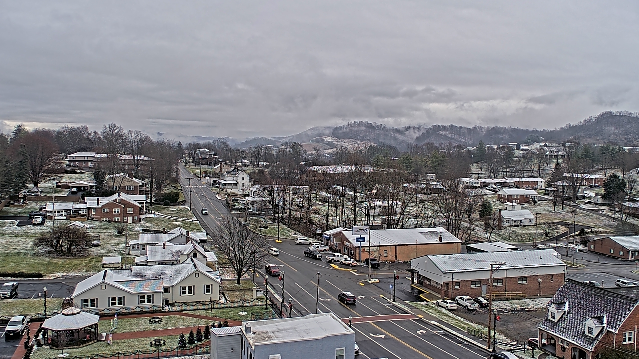 Thumbnail for current weather camera view from Russell County Courthouse in Lebanon, Virginia