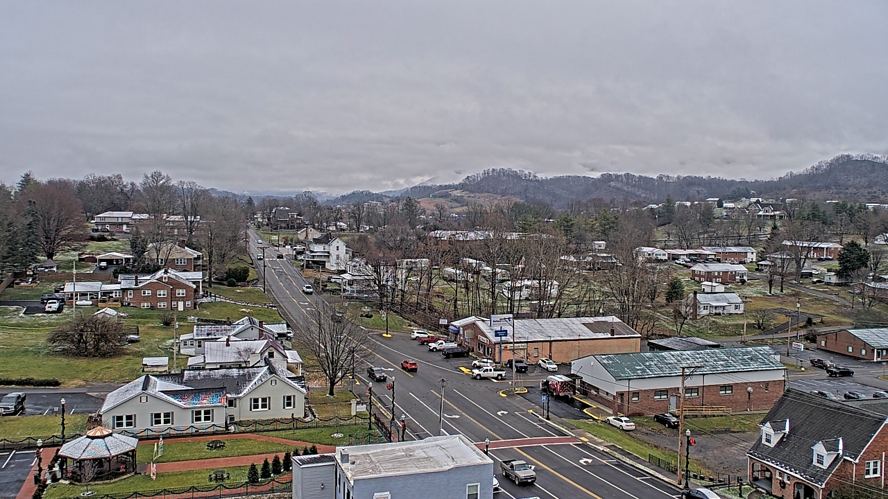 Thumbnail for current weather camera view from Russell County Courthouse in Lebanon, Virginia