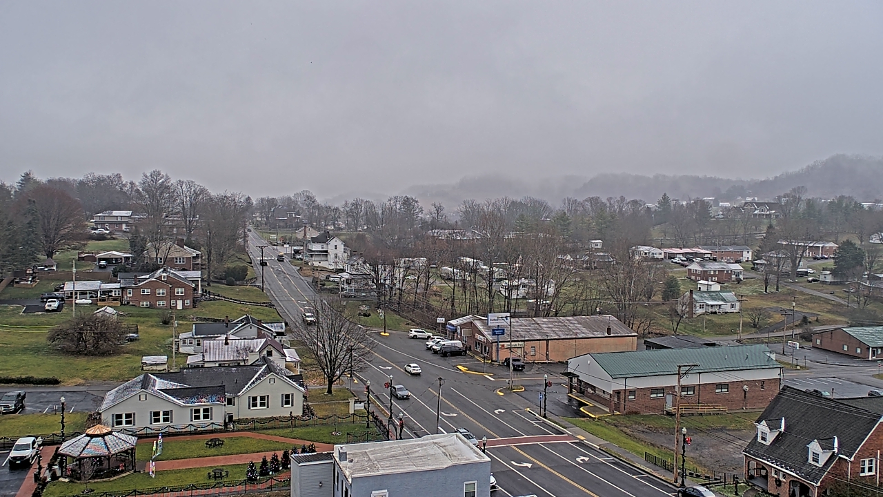 Thumbnail for current weather camera view from Russell County Courthouse in Lebanon, Virginia