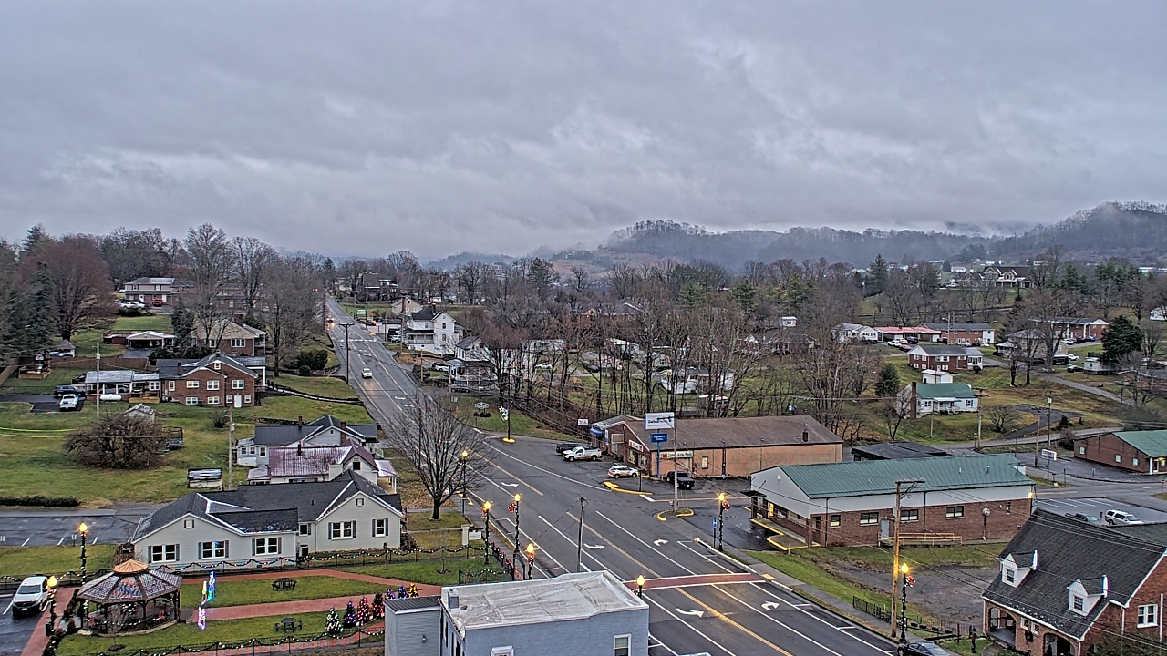 Thumbnail for current weather camera view from Russell County Courthouse in Lebanon, Virginia