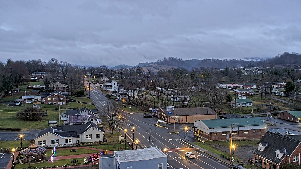 Thumbnail for current weather camera view from Russell County Courthouse in Lebanon, Virginia