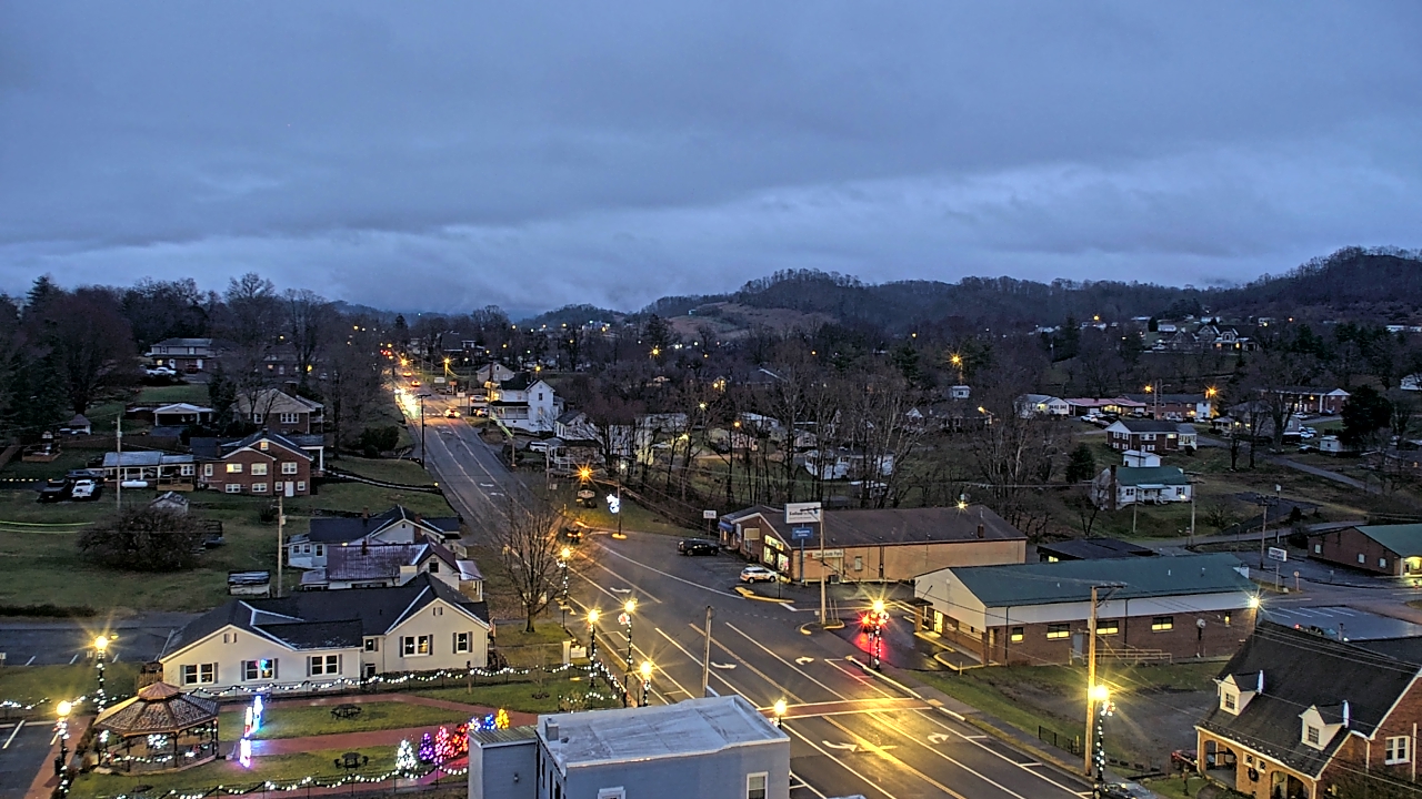 Thumbnail for current weather camera view from Russell County Courthouse in Lebanon, Virginia