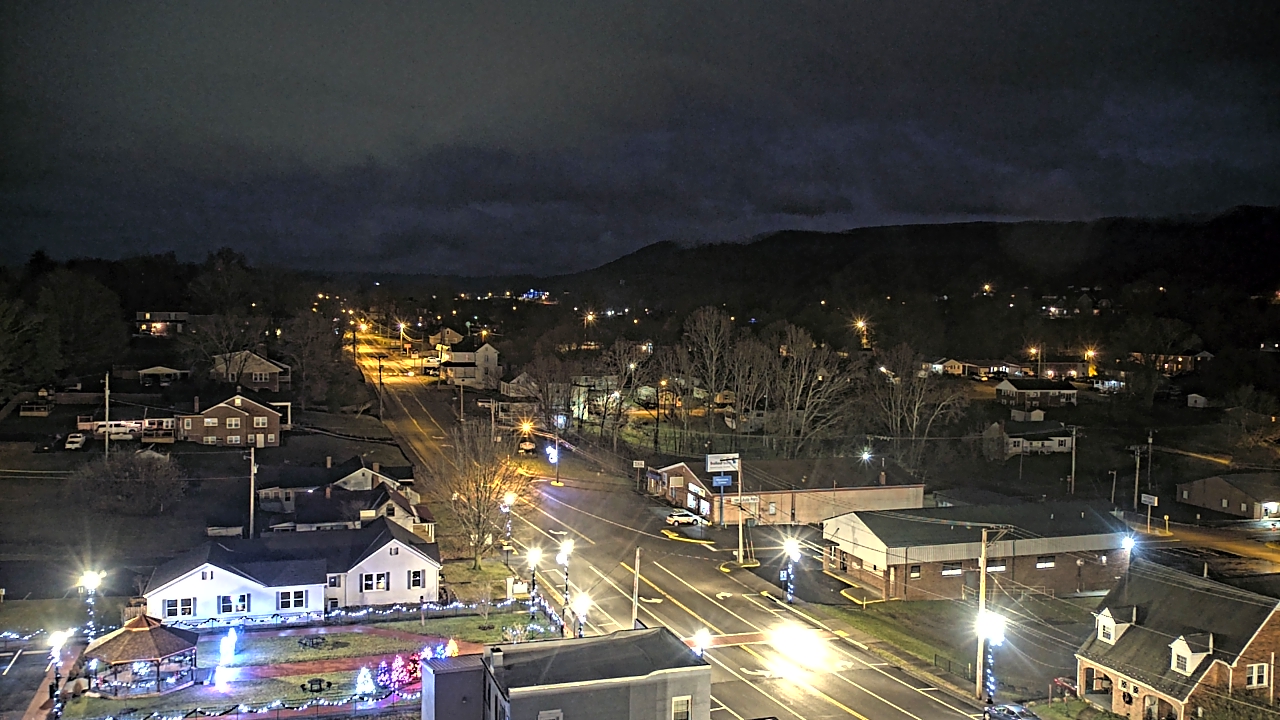 Thumbnail for current weather camera view from Russell County Courthouse in Lebanon, Virginia