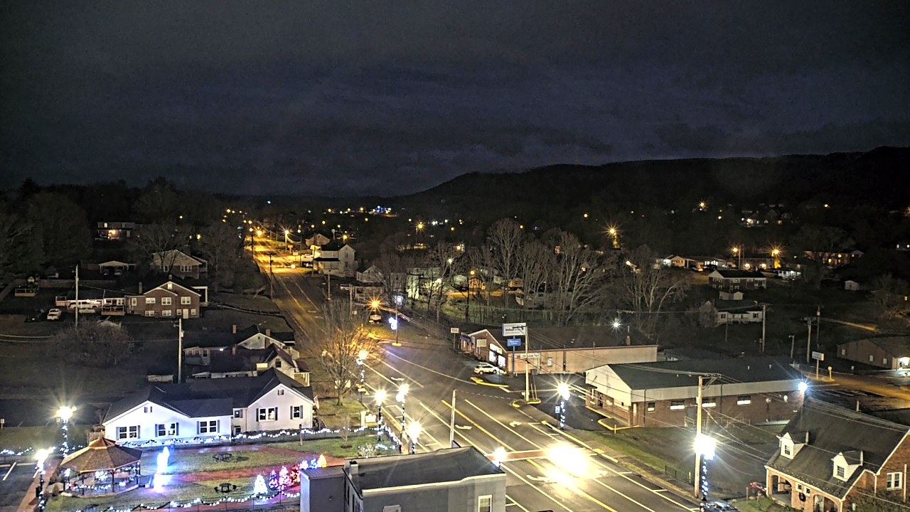 Thumbnail for current weather camera view from Russell County Courthouse in Lebanon, Virginia