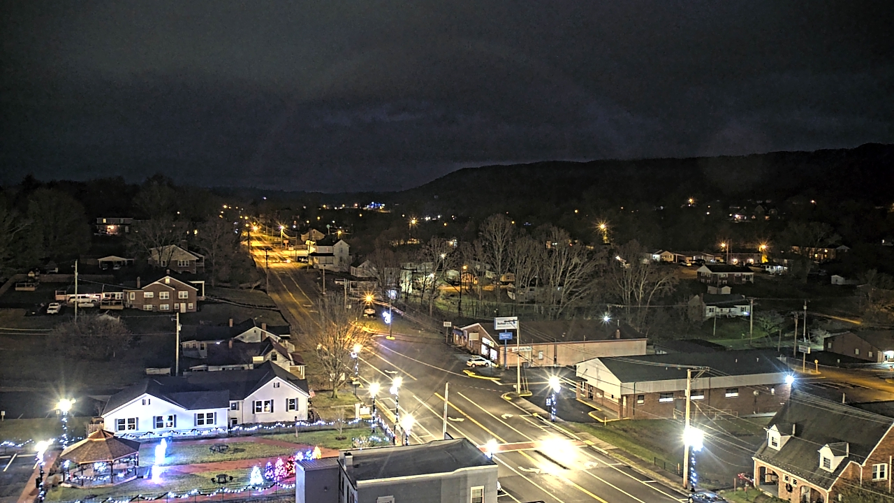 Thumbnail for current weather camera view from Russell County Courthouse in Lebanon, Virginia