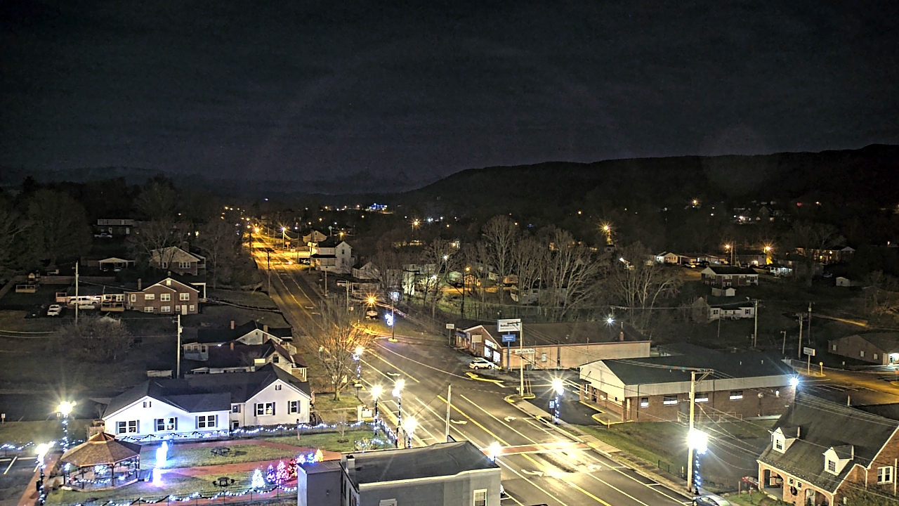 Thumbnail for current weather camera view from Russell County Courthouse in Lebanon, Virginia