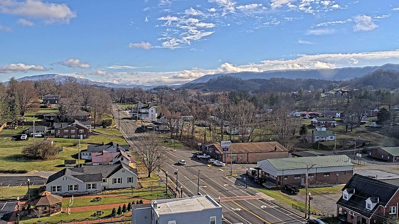 Thumbnail for current weather camera view from Russell County Courthouse in Lebanon, Virginia