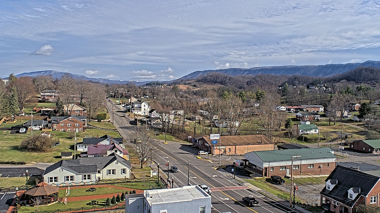 Thumbnail for current weather camera view from Russell County Courthouse in Lebanon, Virginia