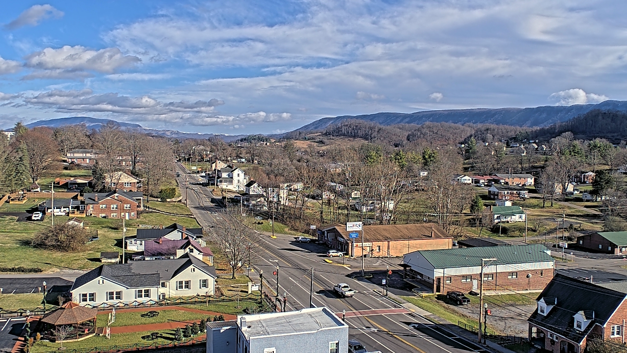 Thumbnail for current weather camera view from Russell County Courthouse in Lebanon, Virginia