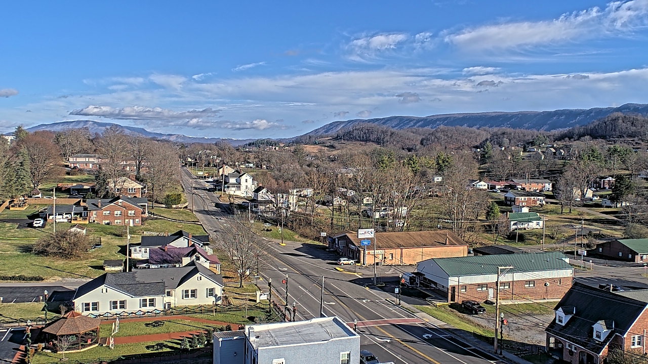 Thumbnail for current weather camera view from Russell County Courthouse in Lebanon, Virginia