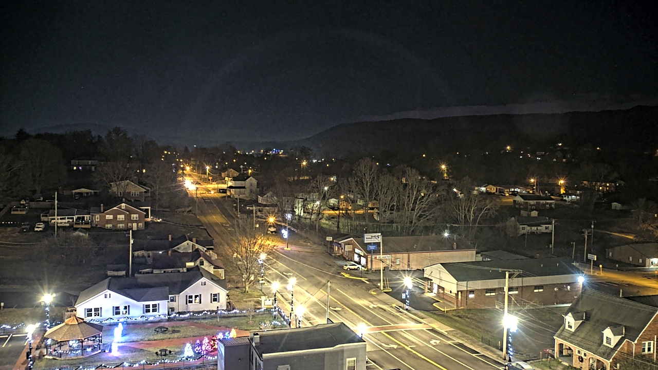 Thumbnail for current weather camera view from Russell County Courthouse in Lebanon, Virginia