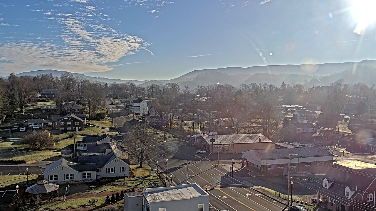 Thumbnail for current weather camera view from Russell County Courthouse in Lebanon, Virginia