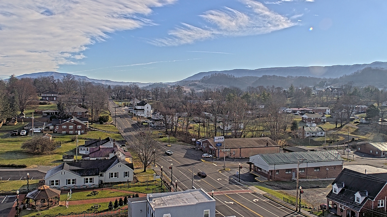 Thumbnail for current weather camera view from Russell County Courthouse in Lebanon, Virginia
