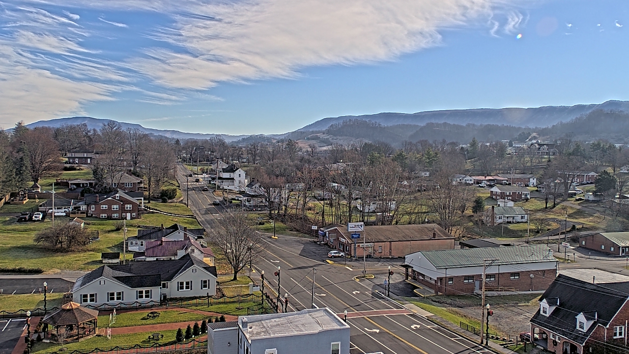 Thumbnail for current weather camera view from Russell County Courthouse in Lebanon, Virginia