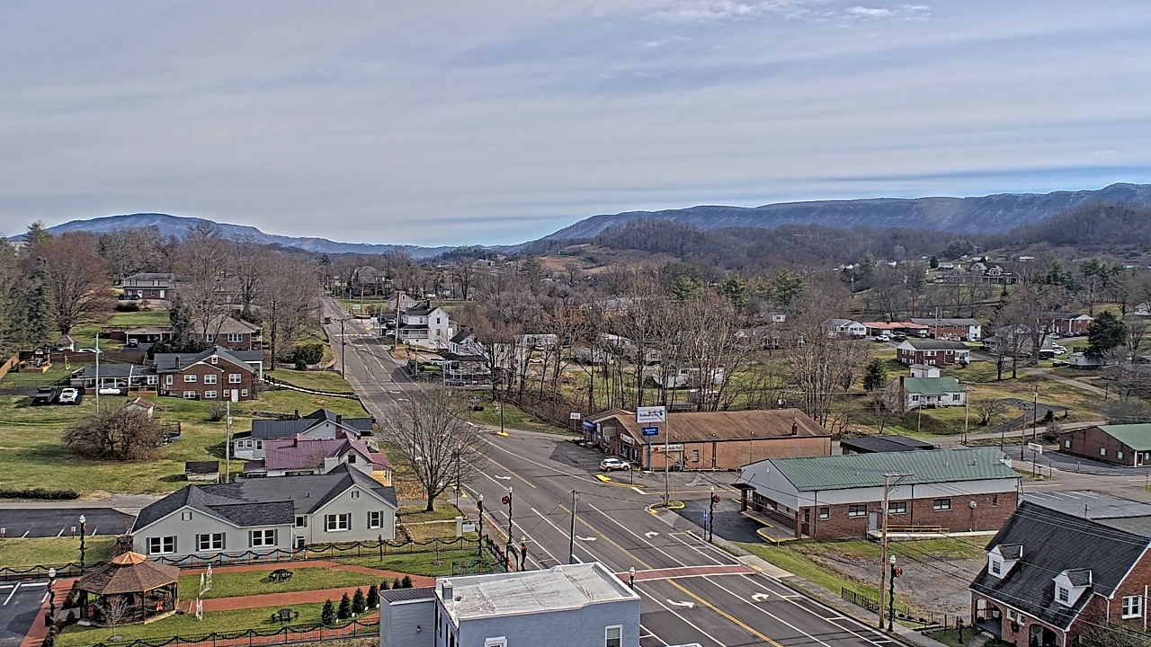 Thumbnail for current weather camera view from Russell County Courthouse in Lebanon, Virginia