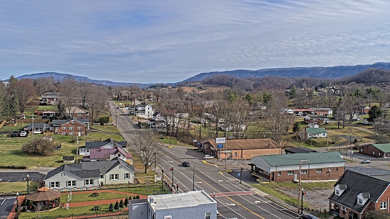Thumbnail for current weather camera view from Russell County Courthouse in Lebanon, Virginia