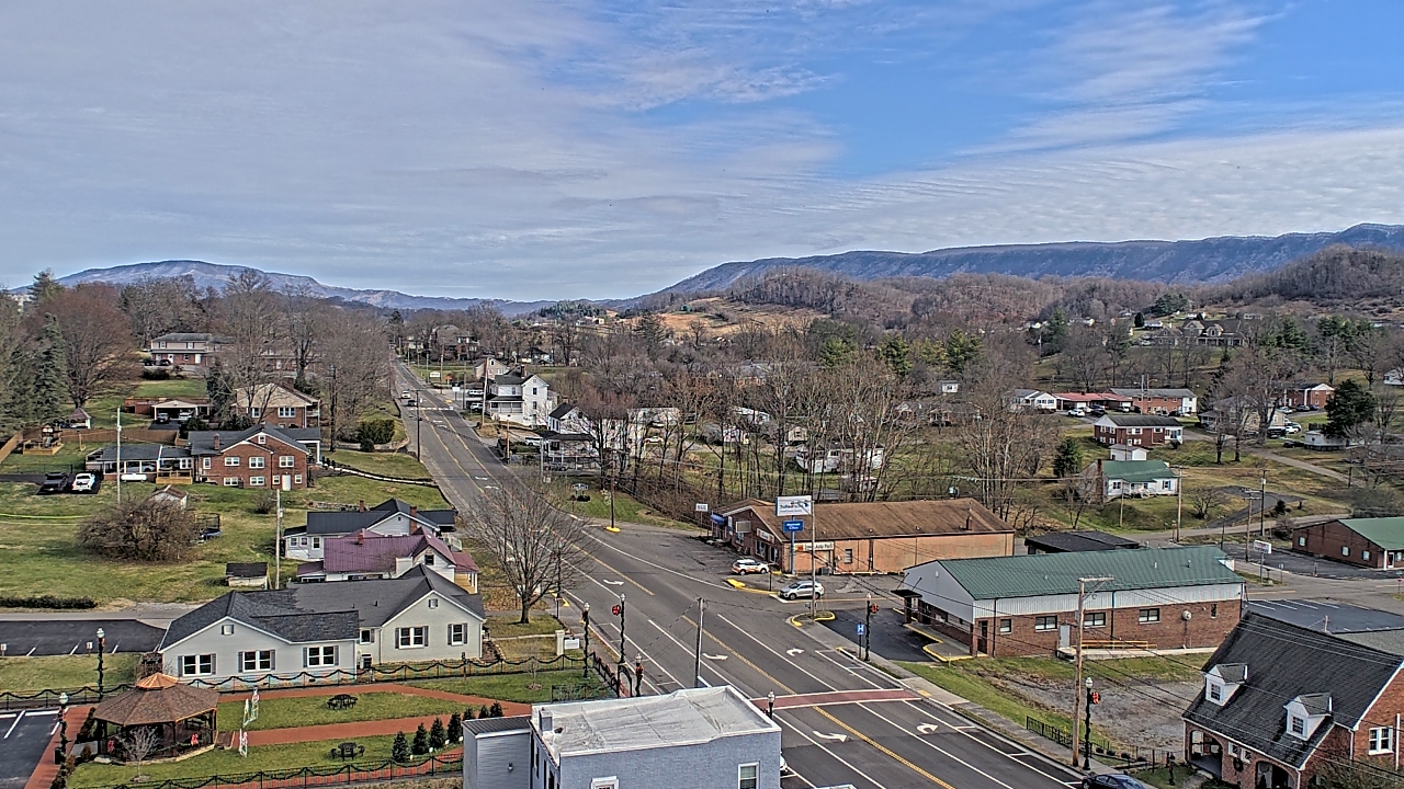 Thumbnail for current weather camera view from Russell County Courthouse in Lebanon, Virginia