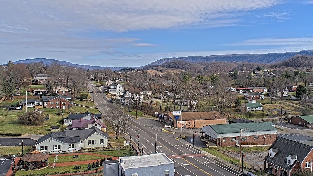 Thumbnail for current weather camera view from Russell County Courthouse in Lebanon, Virginia
