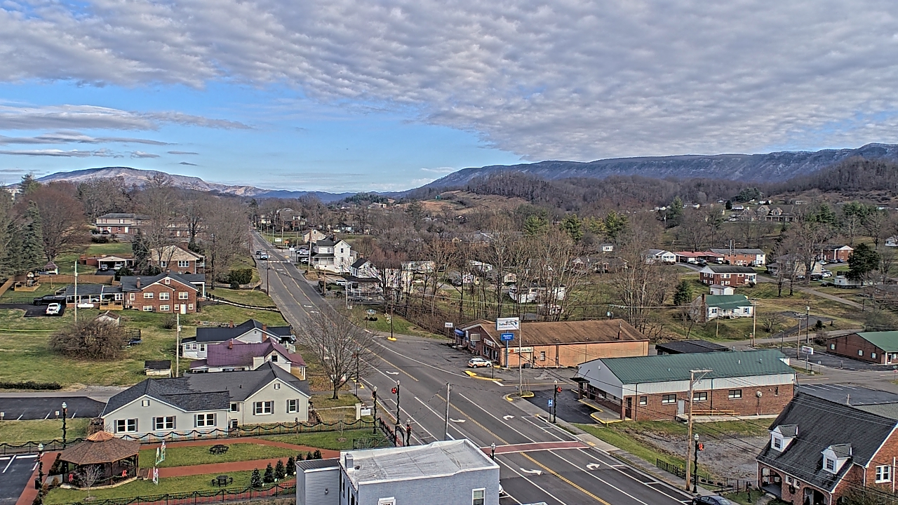Thumbnail for current weather camera view from Russell County Courthouse in Lebanon, Virginia