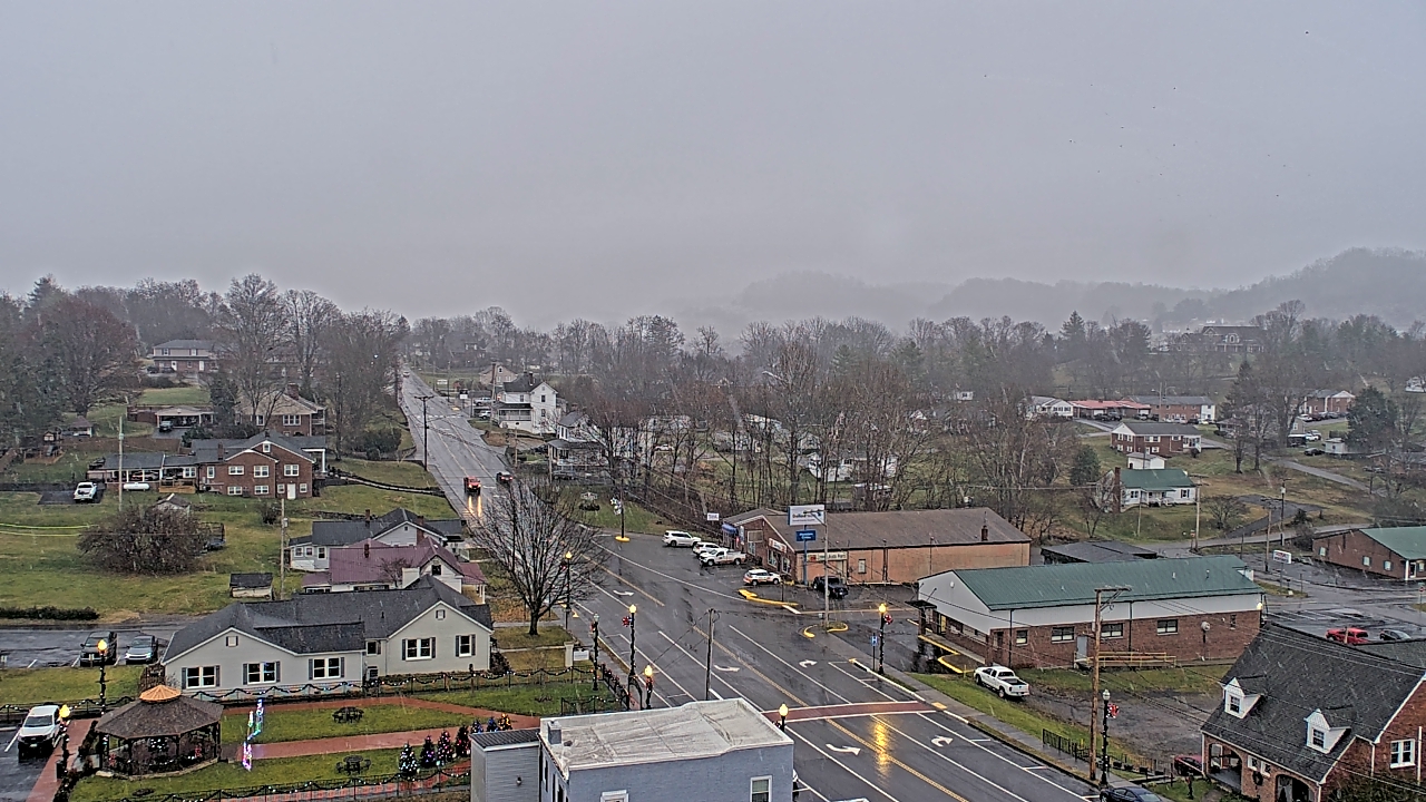 Thumbnail for current weather camera view from Russell County Courthouse in Lebanon, Virginia