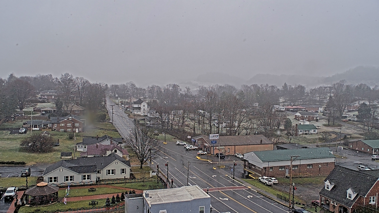 Thumbnail for current weather camera view from Russell County Courthouse in Lebanon, Virginia